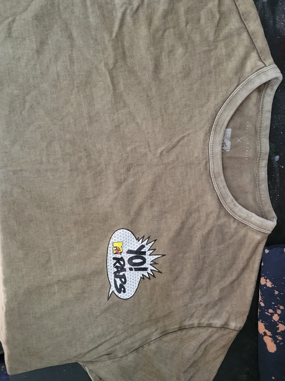 American Eagle Outfitters Olive Green Graphic Short Sleeve Tee